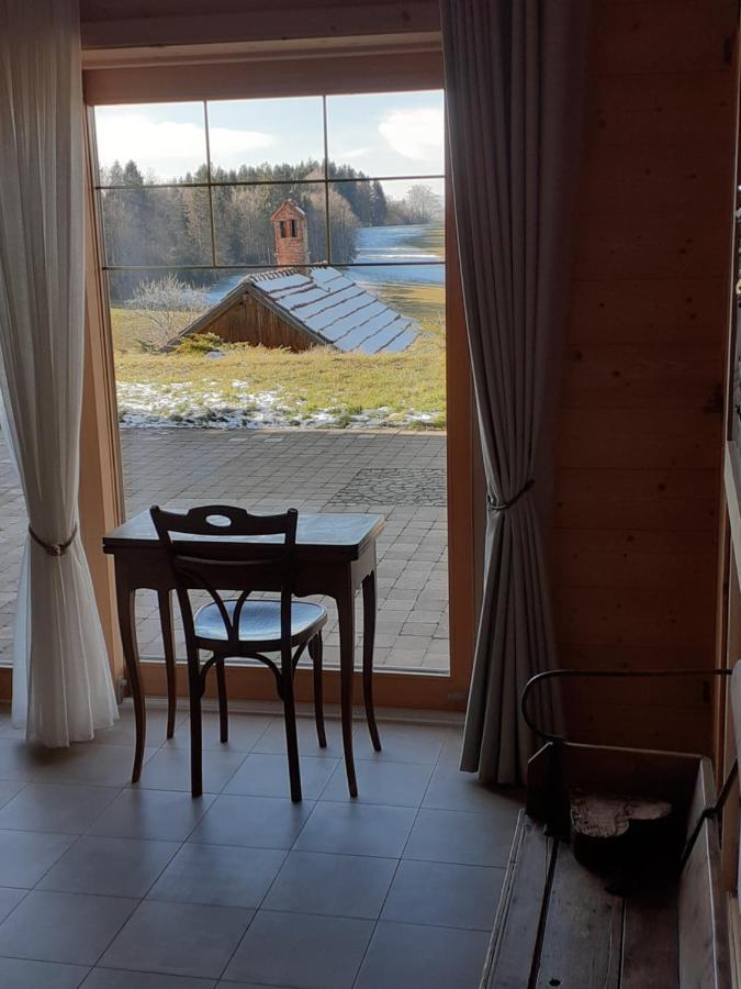 Les Abeilles Bed & Breakfast Romont ภายนอก รูปภาพ