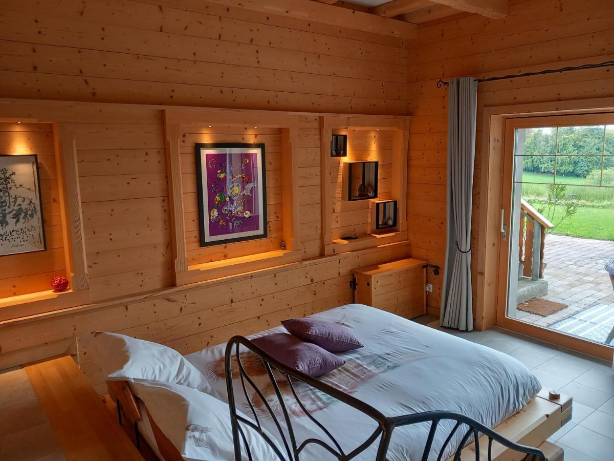 Les Abeilles Bed & Breakfast Romont ภายนอก รูปภาพ