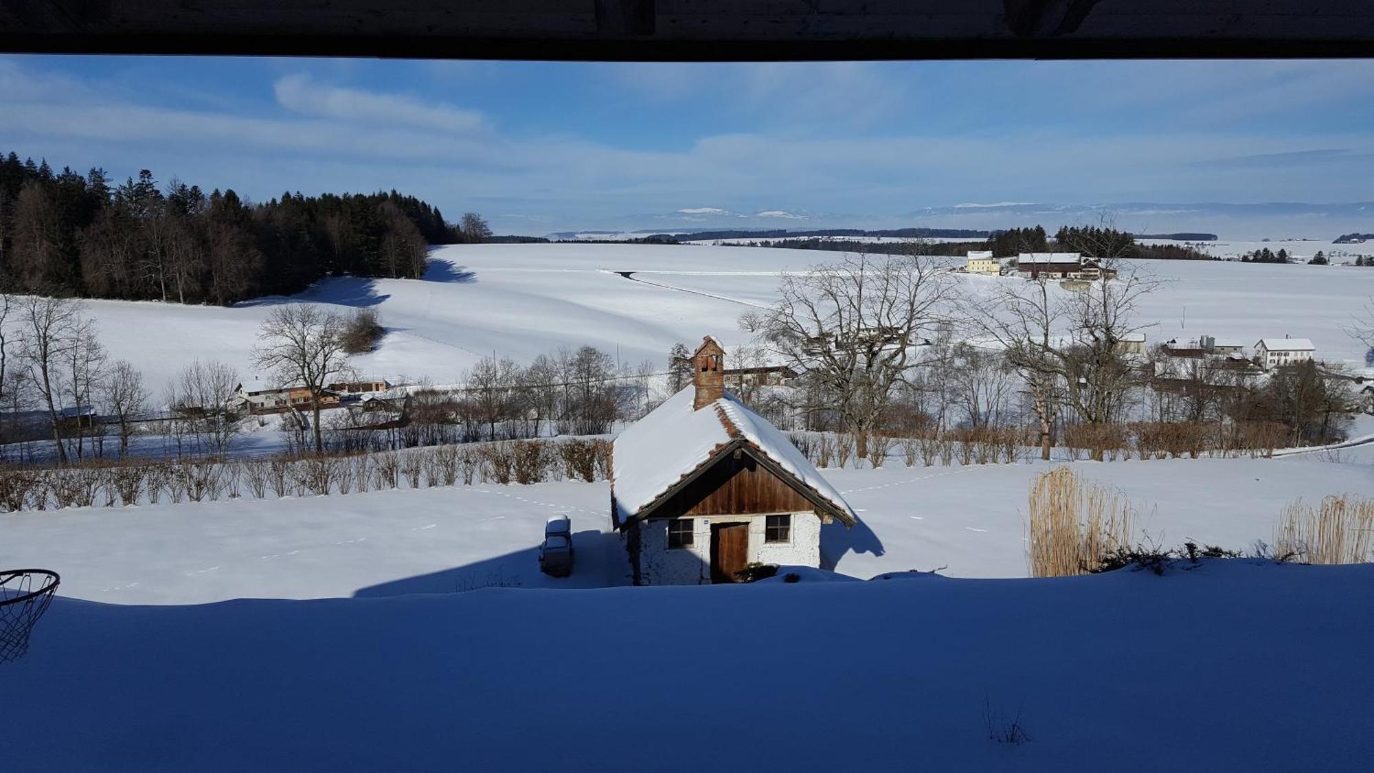 Les Abeilles Bed & Breakfast Romont ภายนอก รูปภาพ